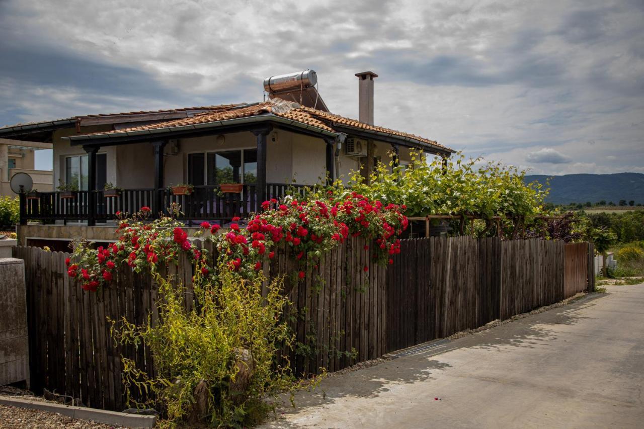 Villa Beni - 4 Bedroom Private House By Flаt Manаger Lozenets Εξωτερικό φωτογραφία
